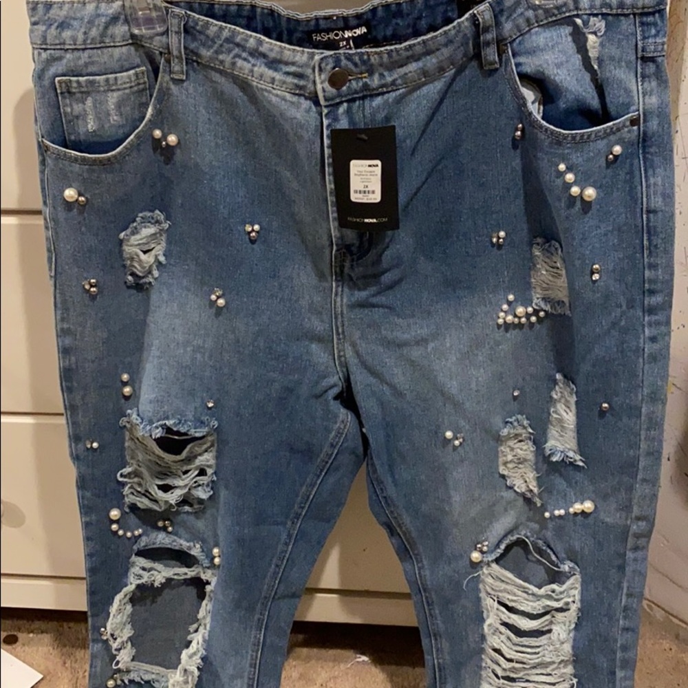 FashionNova jeans